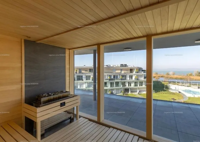 Szemesbay Luxus Appartement Balatonszárszó