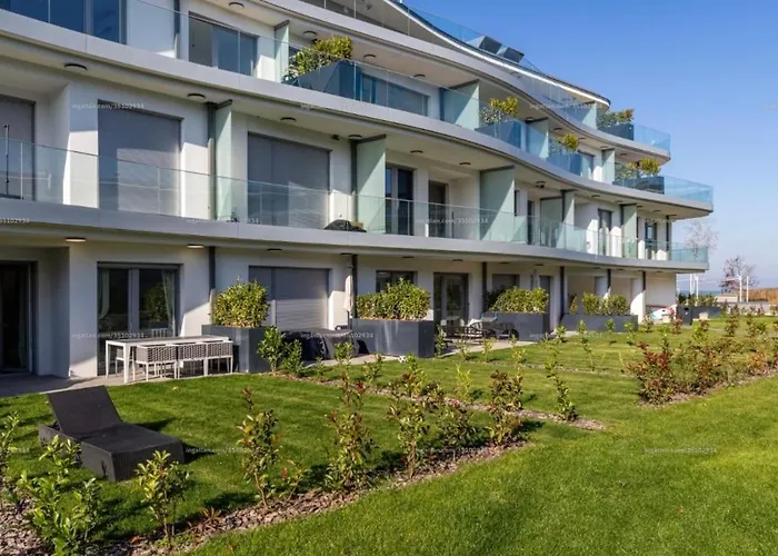 Appartement Szemesbay Luxus